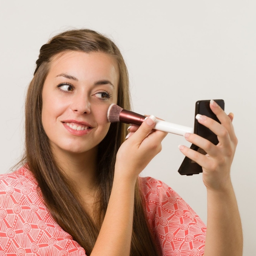 VEGAN MAKE UP BRUSH - Picture 4 of 4